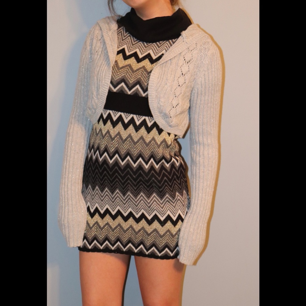 AMERICAN EAGLE LONG SLEEVE GREY SHRUG SWEATER - Picture 1 of 9